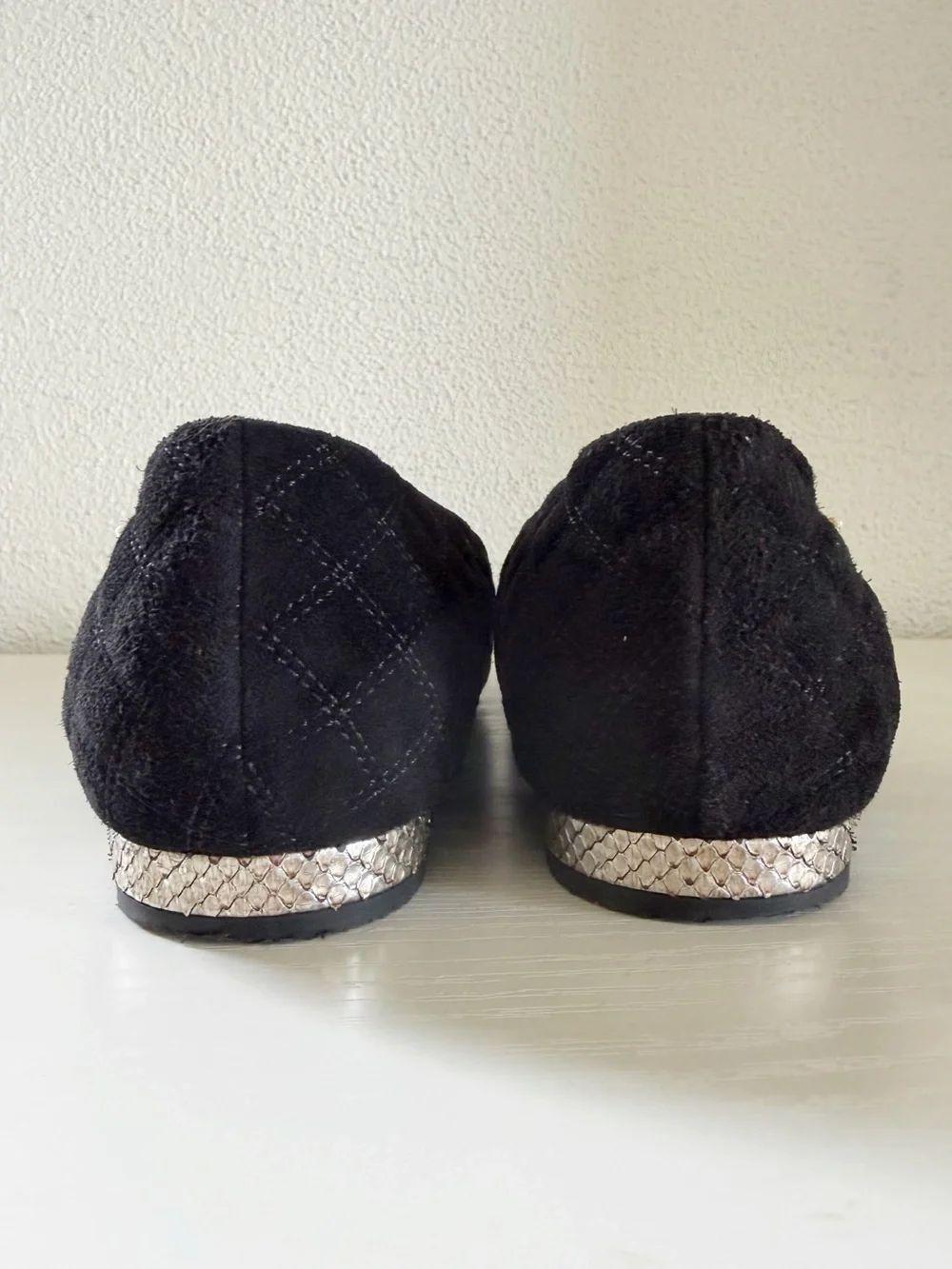 Chanel Quilted Suede Ballet Flats Black Silver CC Cap Toe EU 40.5 US 10.5
